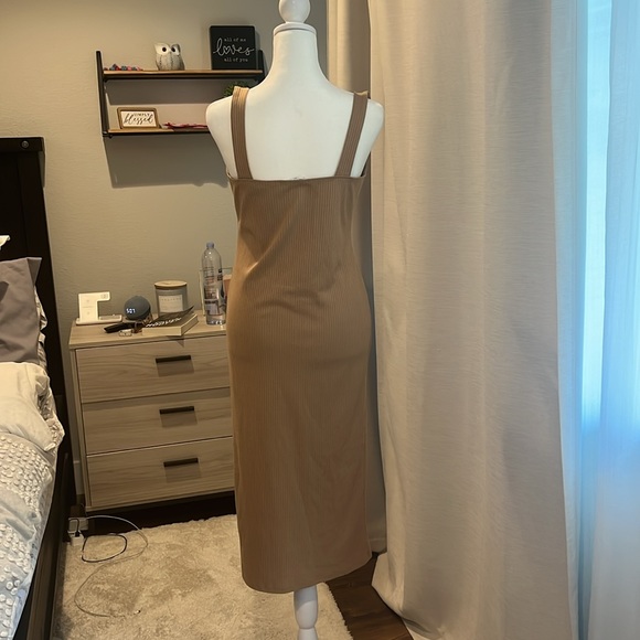 Ribbed maxi dress - Picture 3 of 6